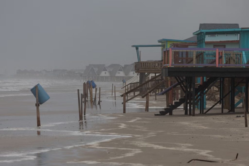 Hurricane Beryl makes landfall near Matagorda, rains and winds continue towards Houston