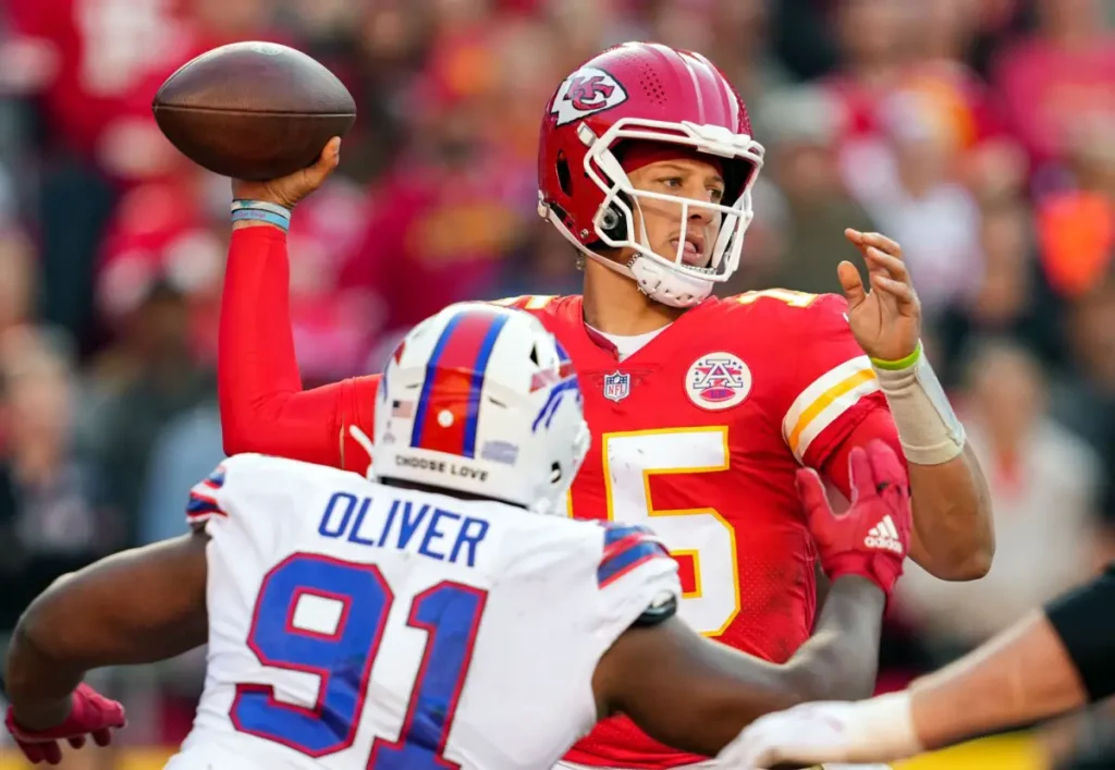 Social Media Blames the Buffalo Bills After Jaw-Dropping Video Leaks of Patrick Mahomes Connecting with His Special New Target