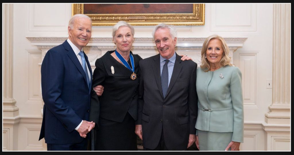 Cecile Richards receives Presidential Medal of Freedom for her contributions