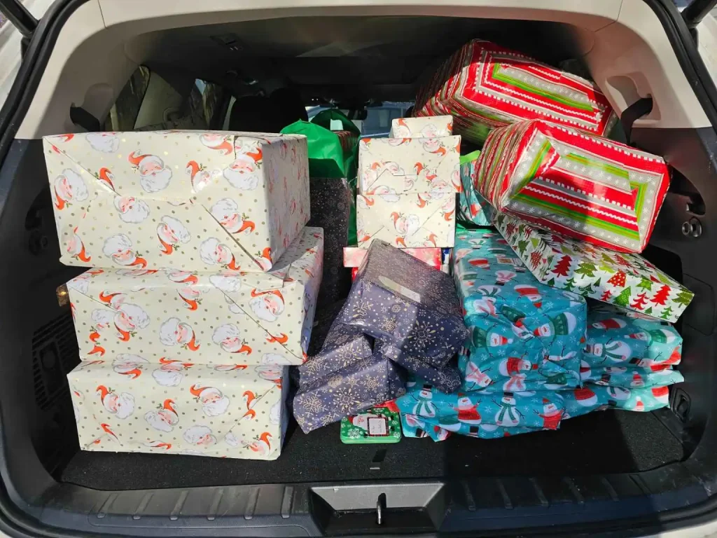 Oklahoma driver sentenced after police find 40 pounds of meth gift-wrapped like Christmas presents