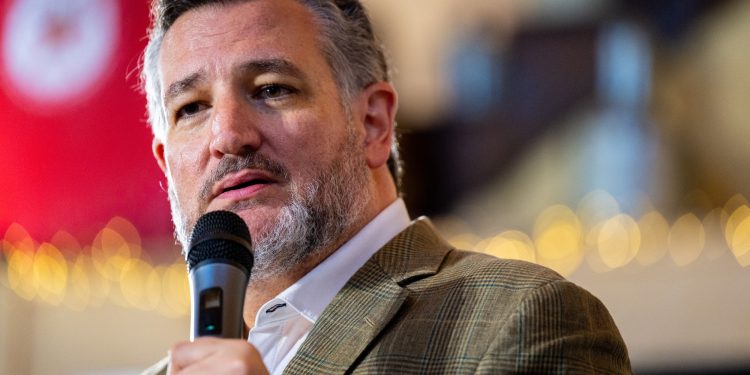 Largest Texas Newspaper Rebukes Ted Cruz: 'Vilify, Inflame, and Divide'